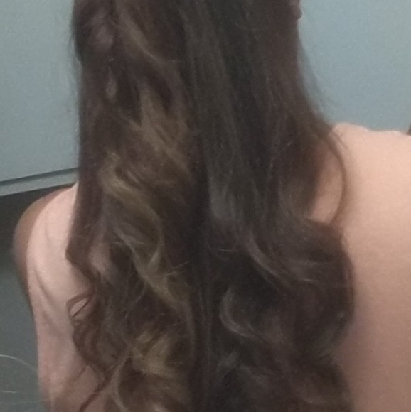 Meet your Posher, Sheila - Picture 1 of 1